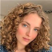 Etudiante en psychologie, j'aspire à apporter mon aide dans des cours particuliers en anglais, en français ou encore en sciences et vie de la Terre